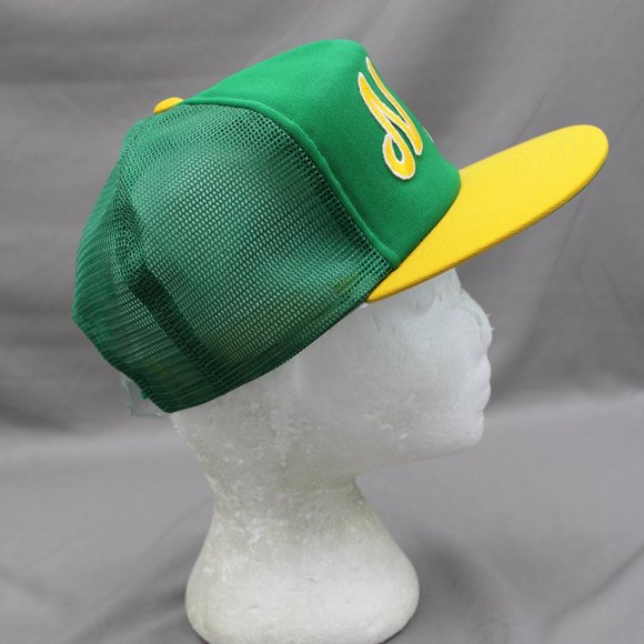 Vintage Crested Trucker Hat - Campbell River North Stars - Adult Snapback - Picture 6 of 8